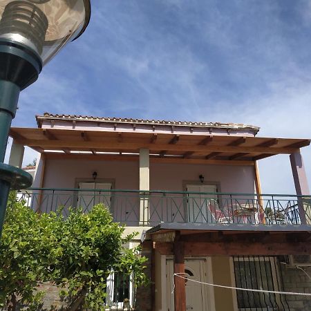 Near Airportand Metropolitan Penelopi Cozy Home Луца Экстерьер фото